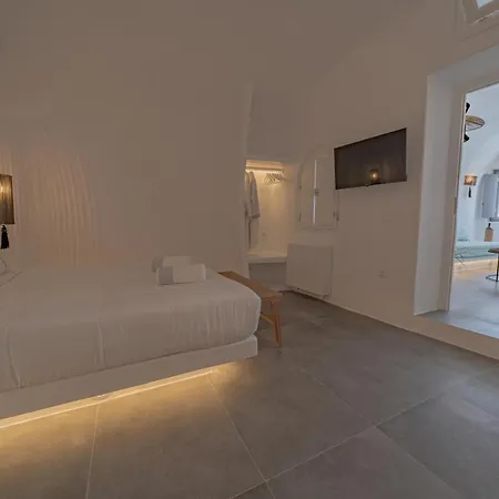 Eternity Santorini Otel 3*