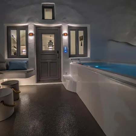 Eternity Santorini Hotel 2*