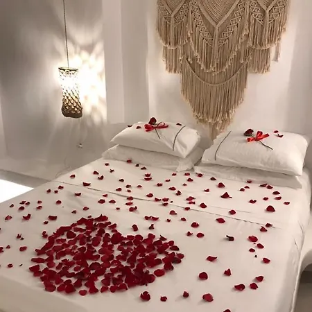 Hotel Eternity Santorini 2*