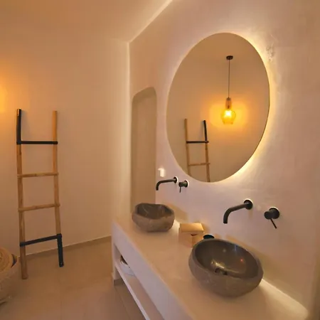 Eternity Santorini Hotel 2*