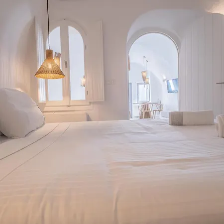 Hotel Eternity Santorini Firá