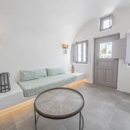 Hotel Eternity Santorini 3*